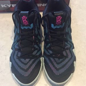 Cyber Monday sale! Kyrie 4